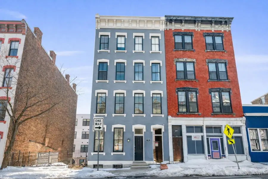 551 E Thirteenth Street #4, Cincinnati, OH 45202 - #2