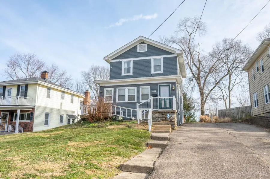 1118 Burns Avenue, Cincinnati, OH 45215 - Image #2