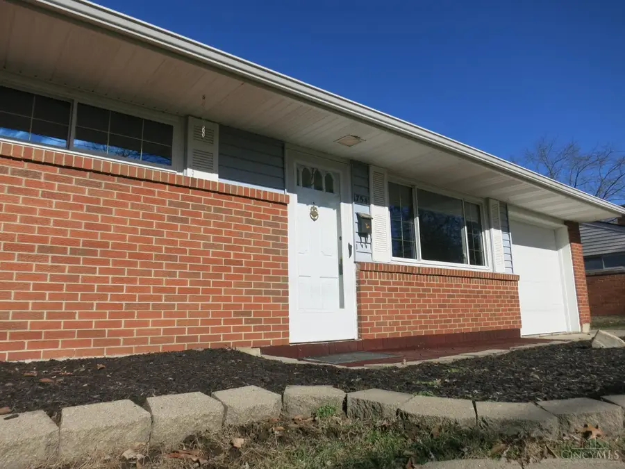 1754 W Loveland Avenue, Loveland, OH 45140 - Image #2