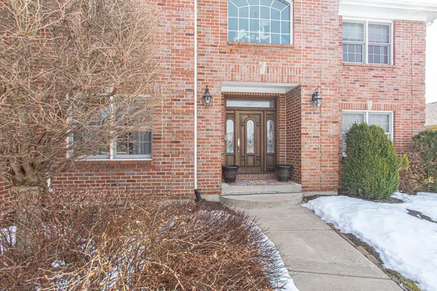 308 Yorkshire Lane, Beavercreek, OH 45385 - #2