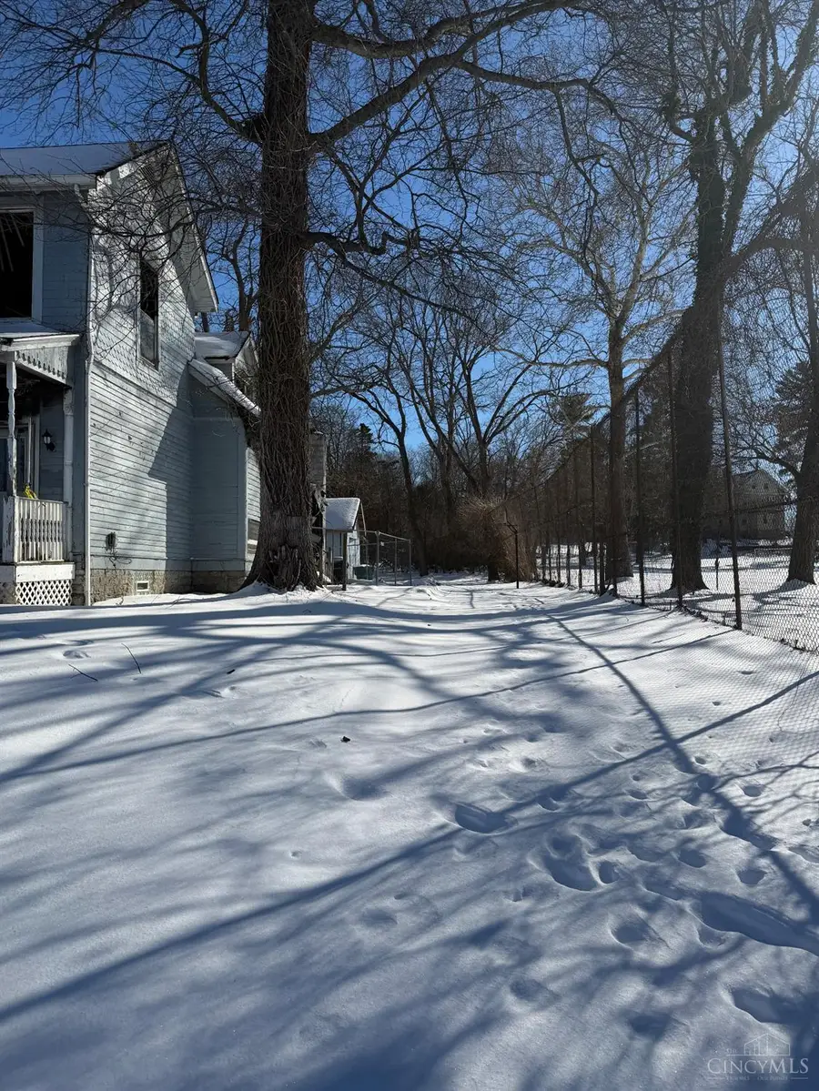 1649 Larch Avenue, Cincinnati, OH 45224 - Image #2