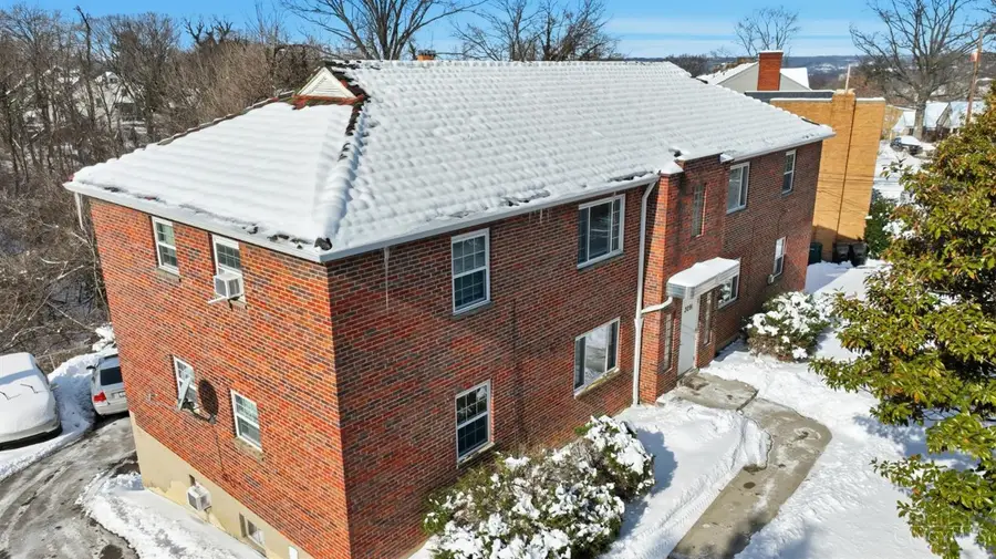 3091 Riddle View Lane, Cincinnati, OH 45220 - Image #2