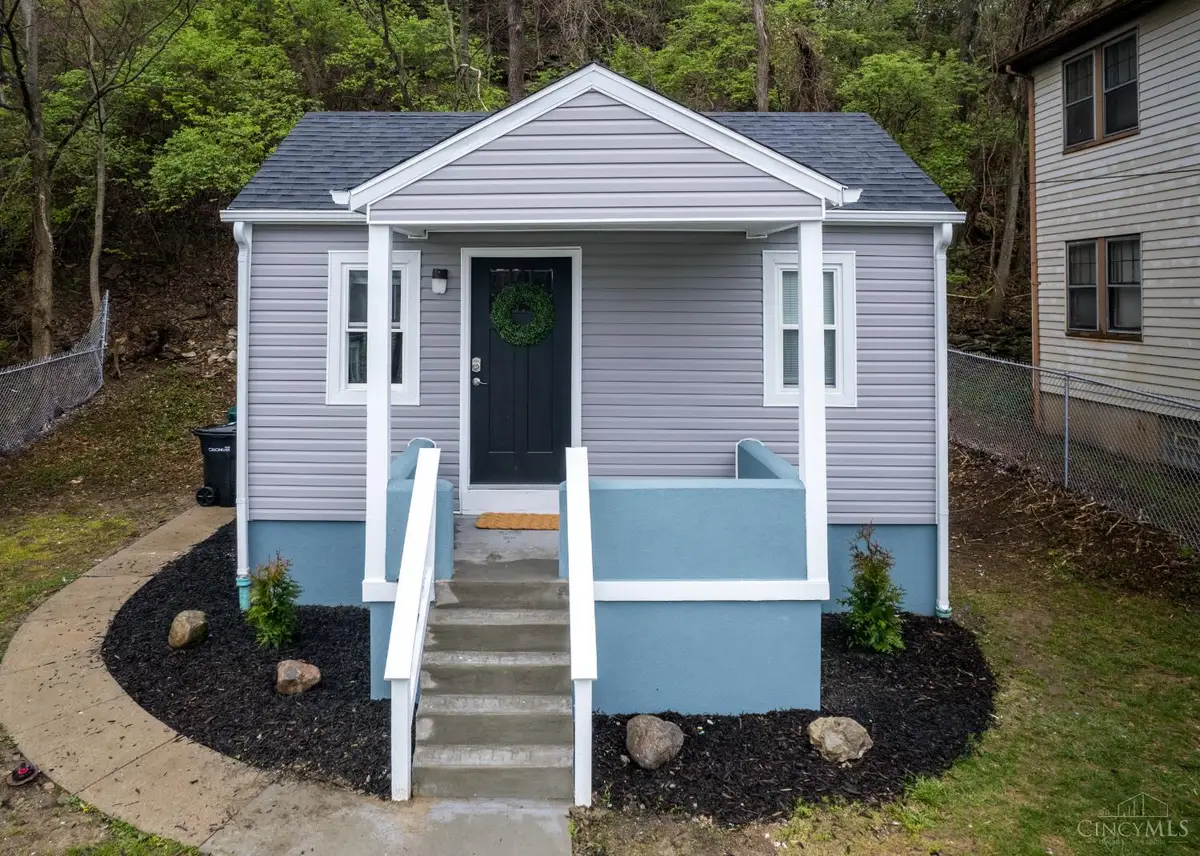 2117 Highland Avenue, Cincinnati, OH 45219 - Image #1