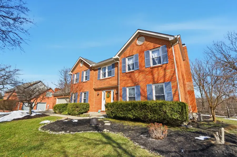 7252 Cascade Dr, West Chester, OH 45069 - #2