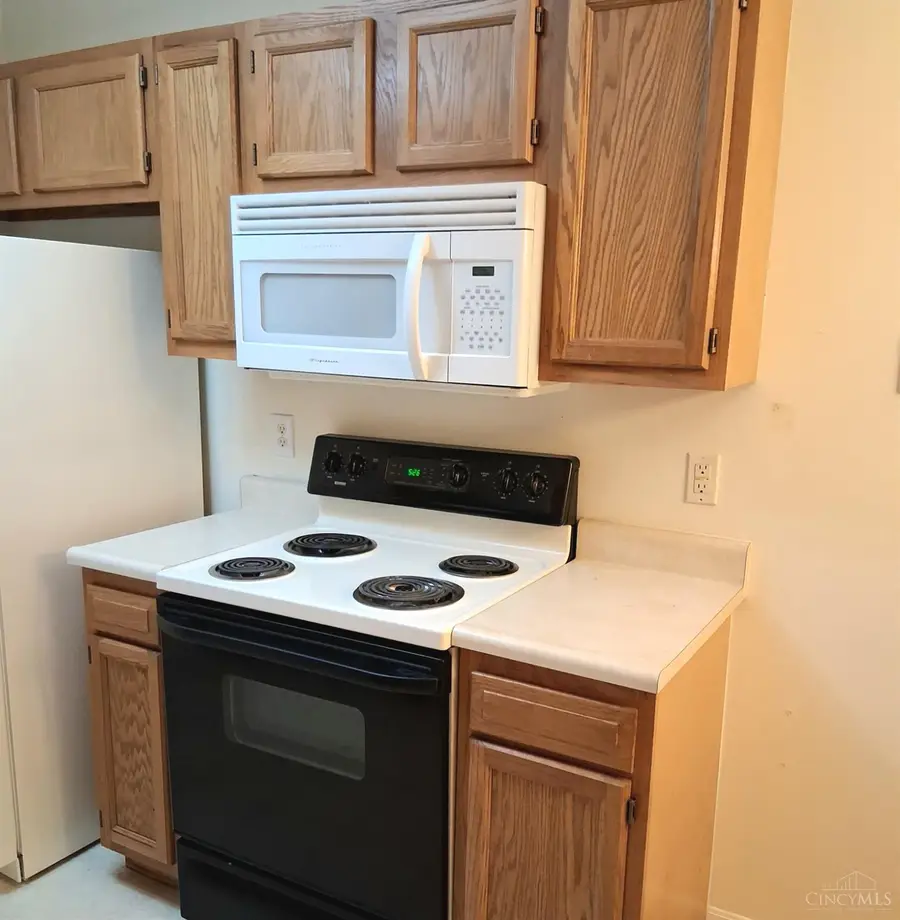 5320 Meadow Walk Lane #6X, Green Township, OH 45247 - Image #2