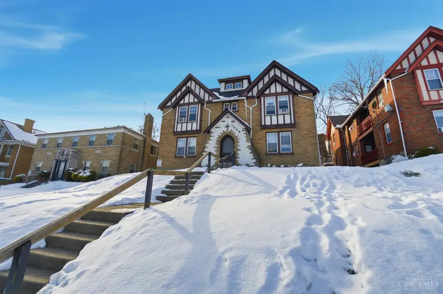 1029 Dana Avenue, Cincinnati, OH 45229 - Image #2