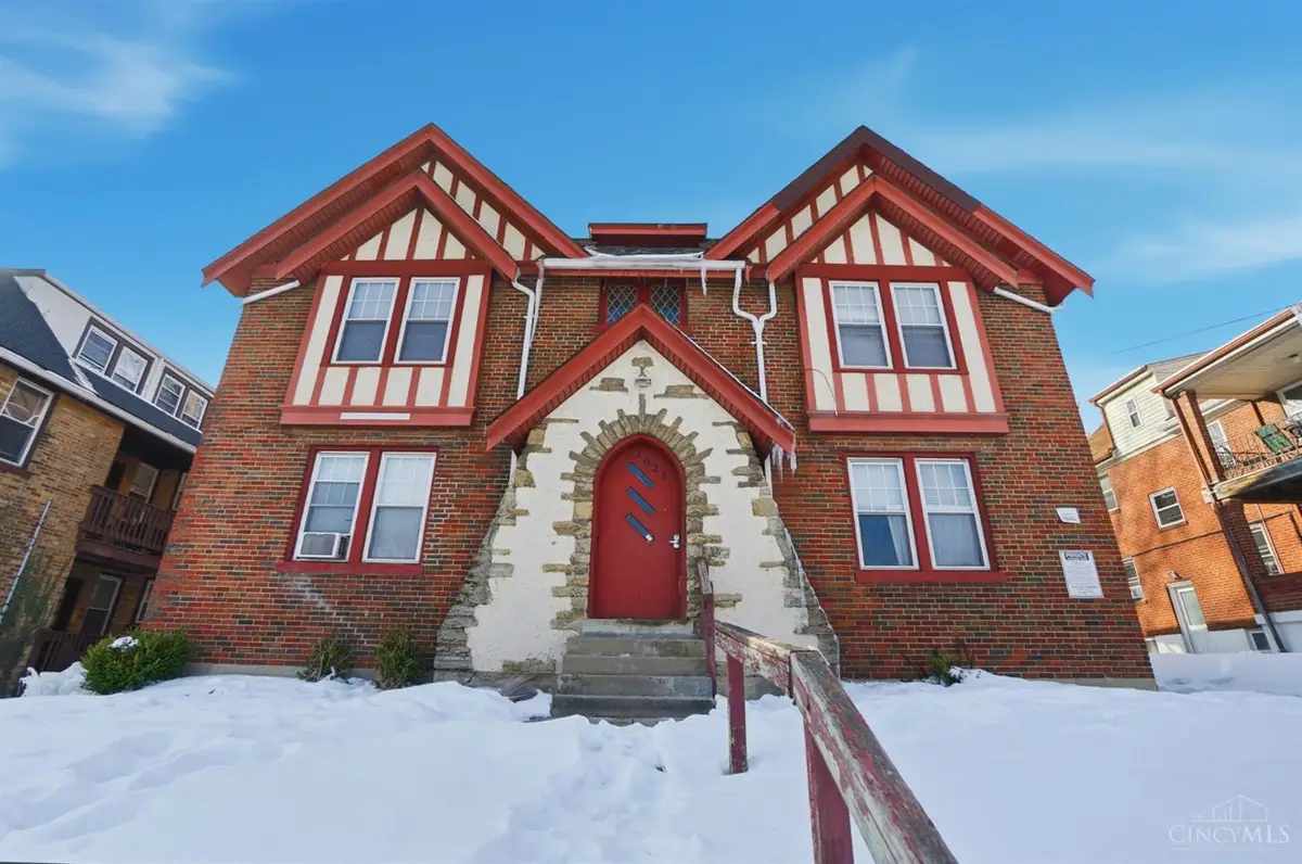 1025 Dana Avenue, Cincinnati, OH 45229 - #1