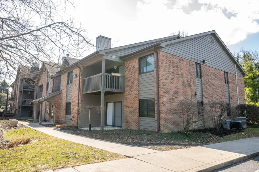 7633 Montgomery Road #3, Sycamore, OH 45236 - #2