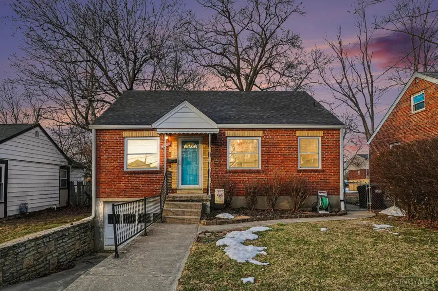 4304 Kugler Mill Road, Sycamore, OH 45236 - #3