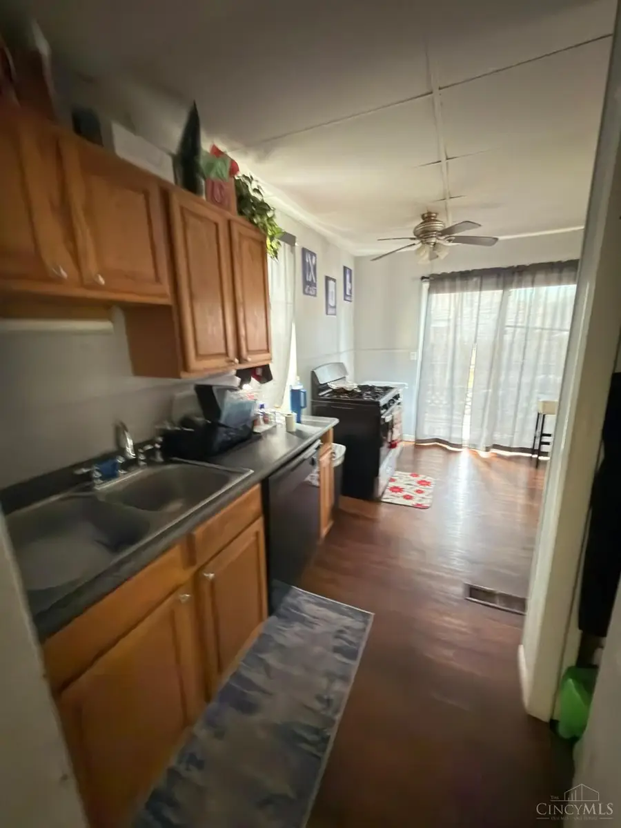 5203 Rolston Avenue, Norwood, OH 45212 - #3