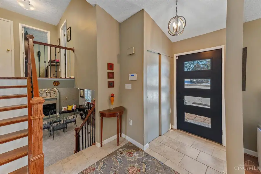 9621 Iris Drive, West Chester, OH 45241 - #2