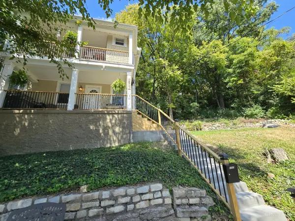 2863 Marshall Avenue, Cincinnati, OH 45225