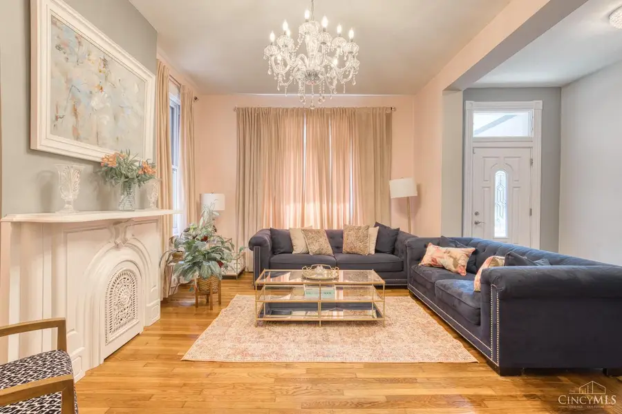 1834 Chase Avenue, Cincinnati, OH 45223 - #3