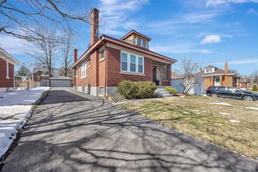 3831 Meyerfeld Avenue, Cheviot, OH 45211 - #2