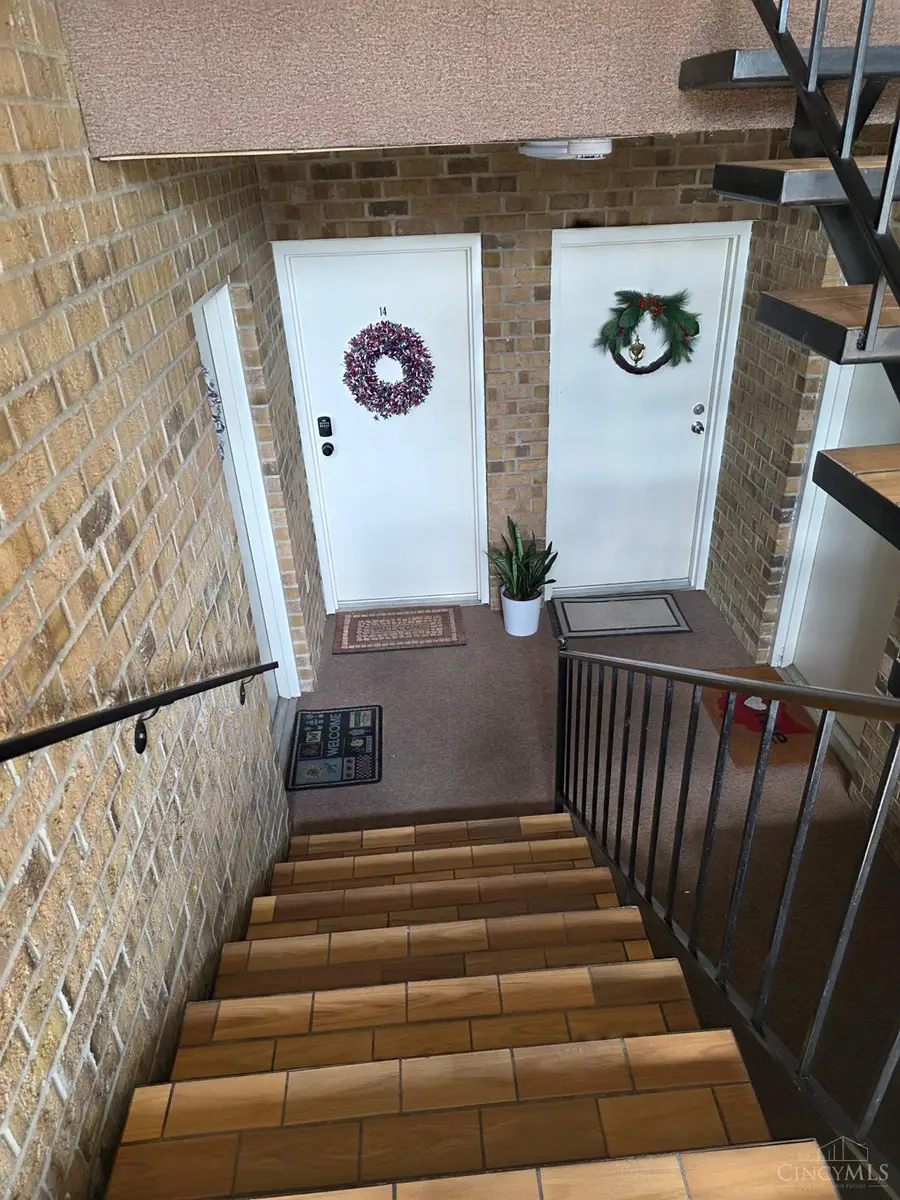 3594 Homelawn Avenue #14, Cincinnati, OH 45211 - #3