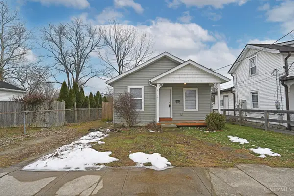 141 E Mckinley Street, South Lebanon, OH 45065