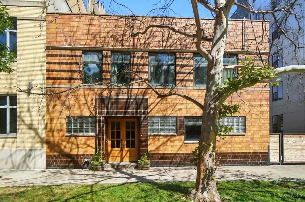 1628 Central Parkway, Cincinnati, OH 45202 - #1