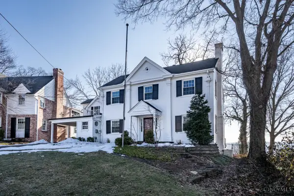 1002 Richwood Circle, Cincinnati, OH 45208