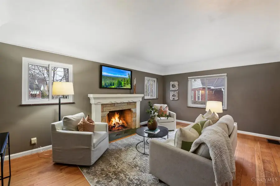 3281 Pickbury Drive, Cincinnati, OH 45211 - #3