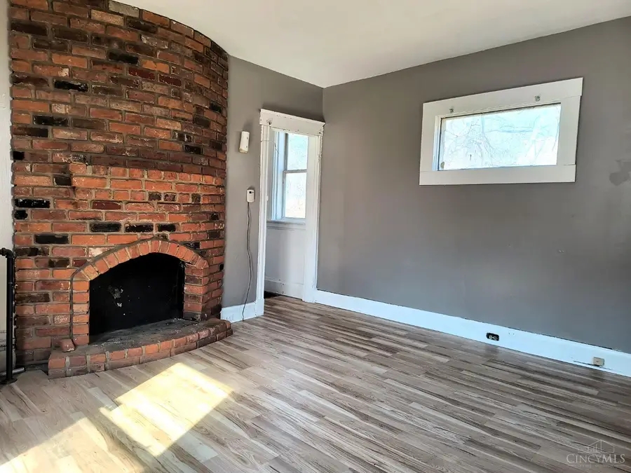 1647 Dewey Avenue, Cincinnati, OH 45205 - #2