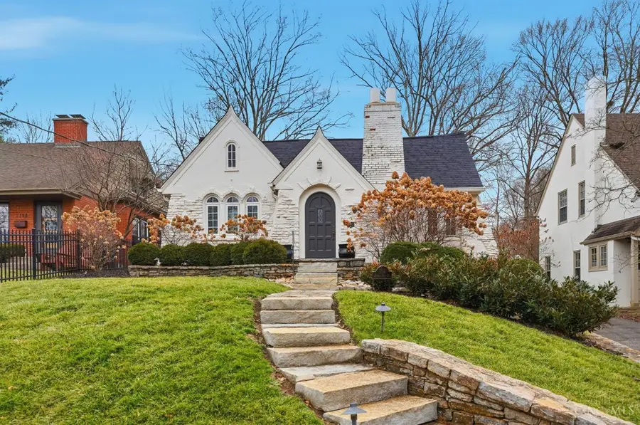 1134 Beverly Hill Drive, Cincinnati, OH 45208 - #3