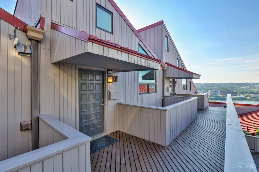 1040 Hatch Street, Cincinnati, OH 45202 - #3