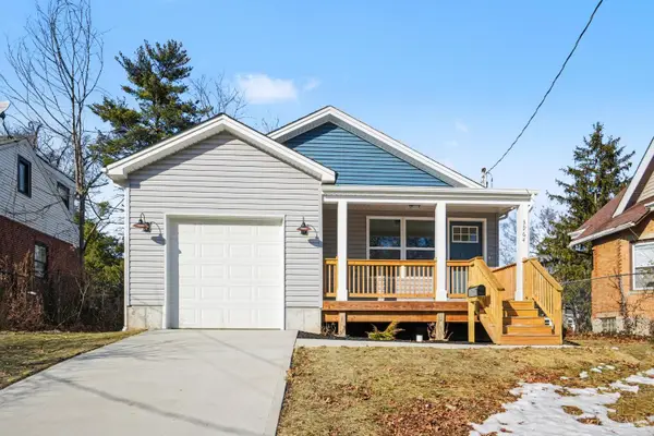 3964 Zinsle Avenue, Cincinnati, OH 45213