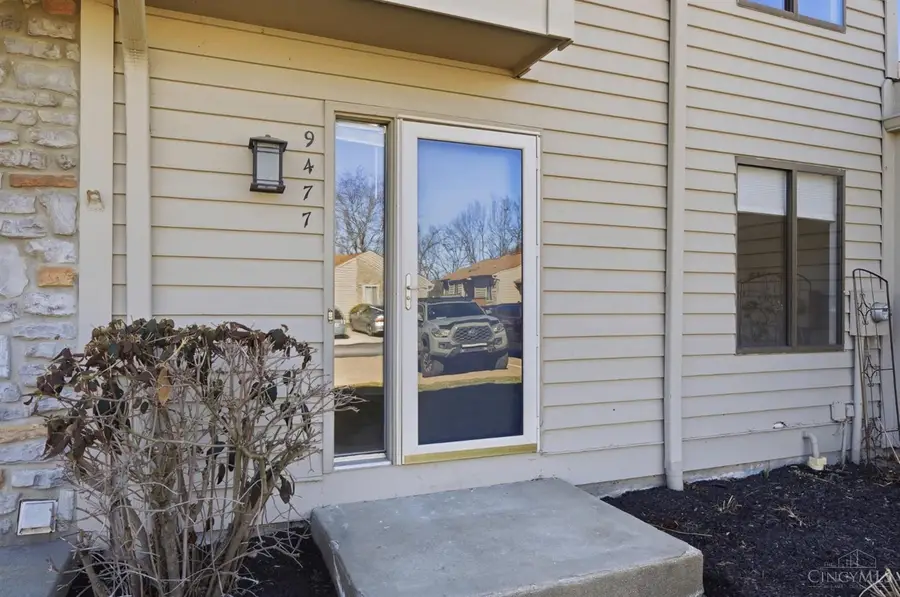 9477 Colegate Way, West Chester, OH 45011 - #3