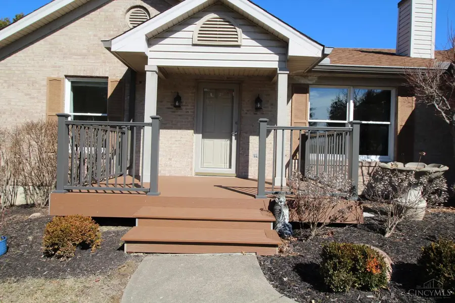 5964 Dunwoody Road, Hamilton, OH 45013 - #2