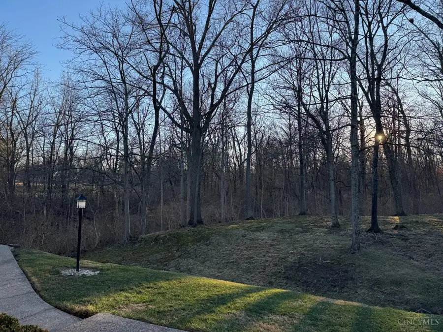 22 Oakwood Court, Cincinnati, OH 45246 - #3