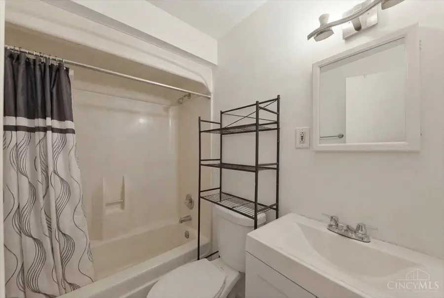 2814 Harrison, Cincinnati, OH 45211 - #2