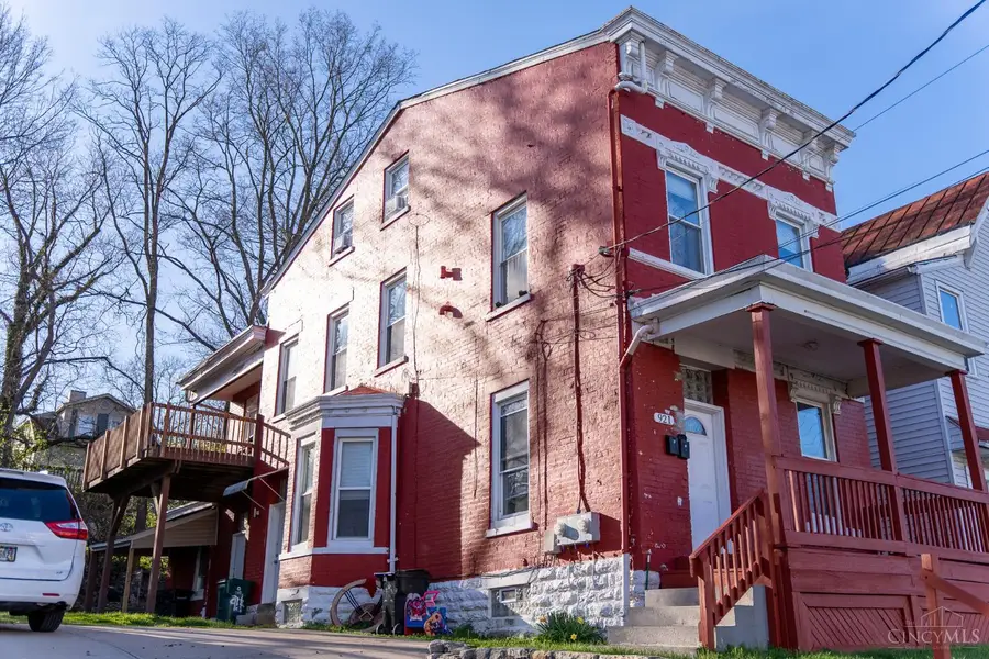 921 Mcpherson Avenue, Cincinnati, OH 45205 - #2