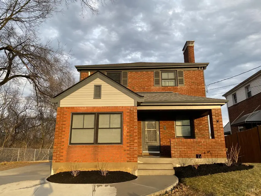 5634 Fenwick Avenue, Norwood, OH 45212 - #2
