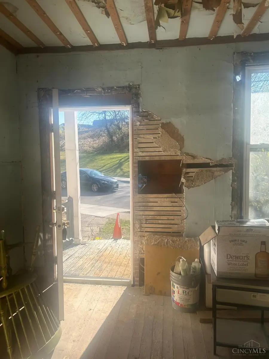 47 Forest Avenue, Cincinnati, OH 45220 - #2