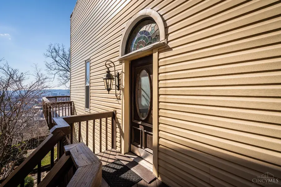 305 Klotter Avenue, Cincinnati, OH 45219 - #2