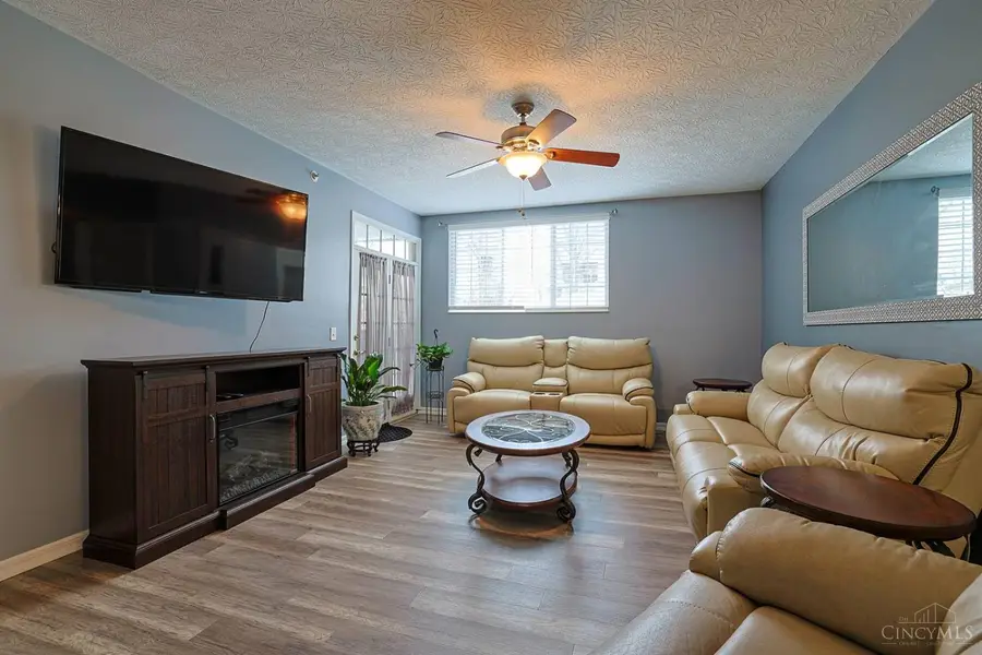 4221 Endeavor Drive #103, Cincinnati, OH 45252 - #3