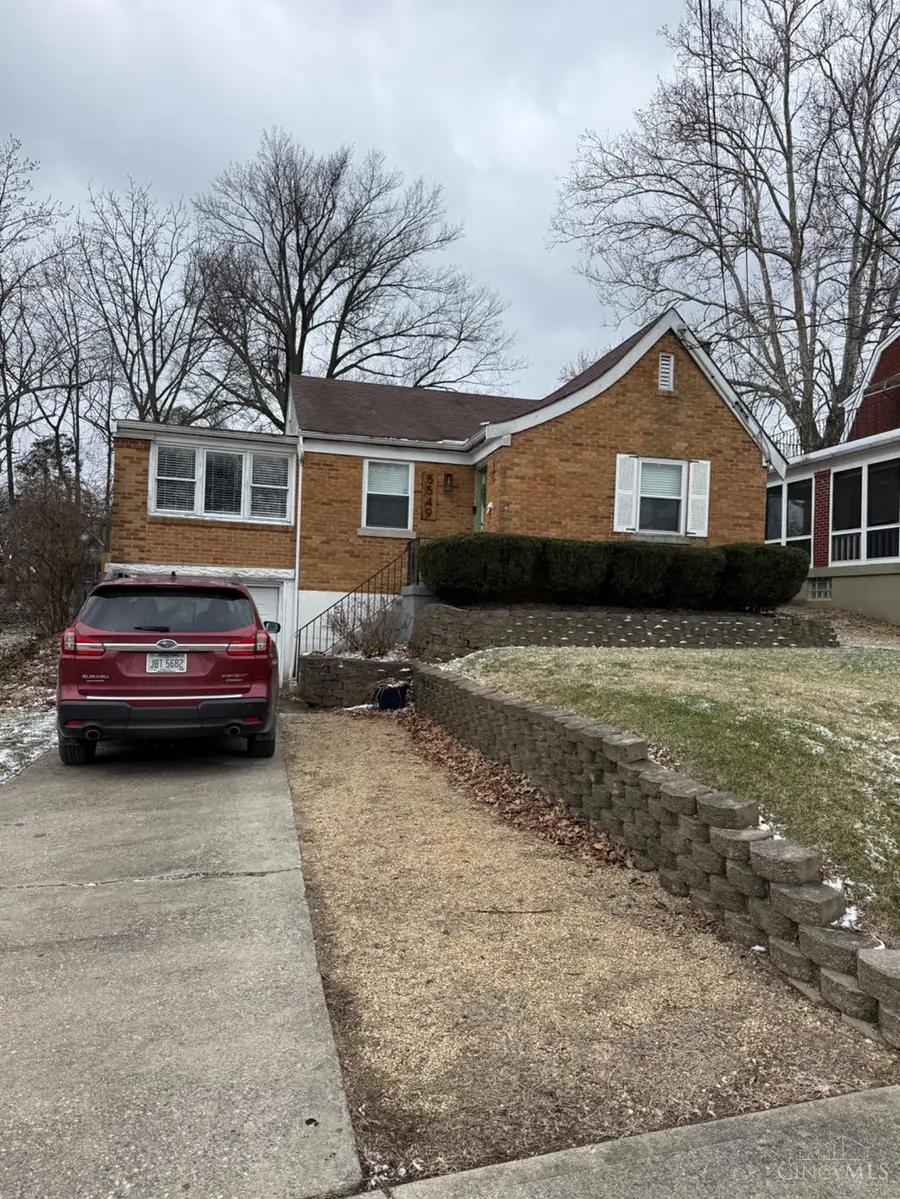 5549 Surrey Avenue, Cincinnati, OH 45248 - #2