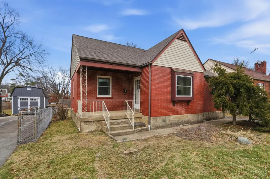 3816 Saint Johns Terrace, Cincinnati, OH 45236 - #2