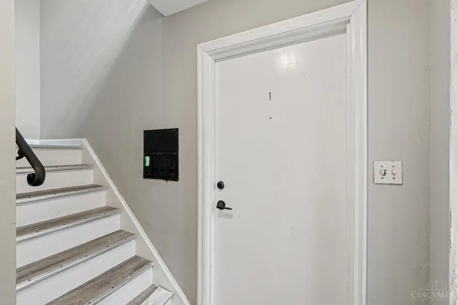 7100 Eastlawn Drive, Cincinnati, OH 45237 - #2