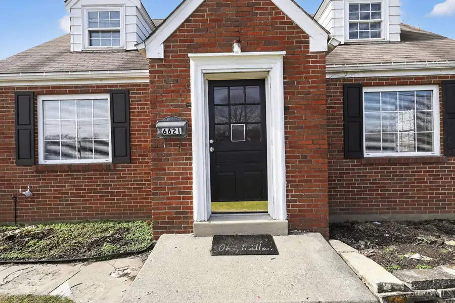 6621 Winton Road, Finneytown, OH 45224 - #3