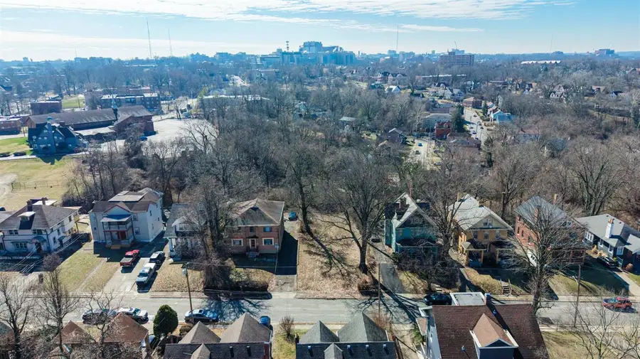 537 Camden Avenue, Cincinnati, OH 45229 - #3