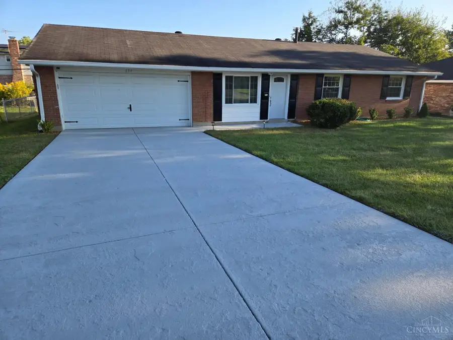 694 Park Avenue, Springdale, OH 45246 - #3