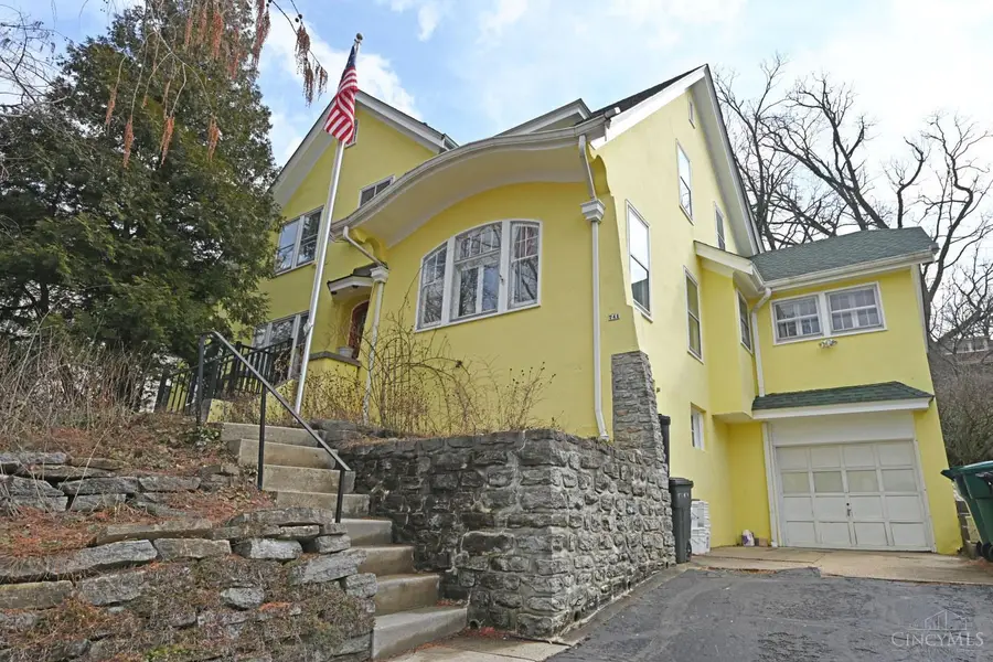 741 Red Bud Avenue, Cincinnati, OH 45229 - #2