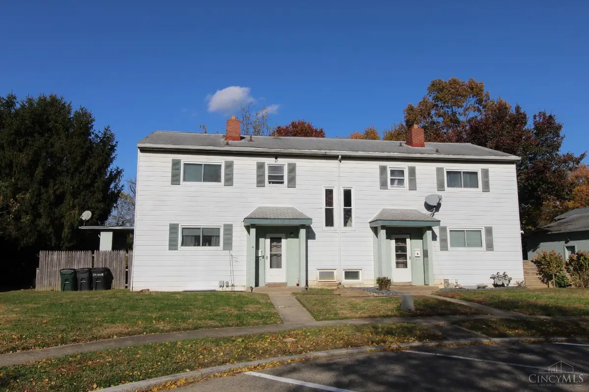 23 Briarwood Lane, Greenhills, OH 45218 - #1