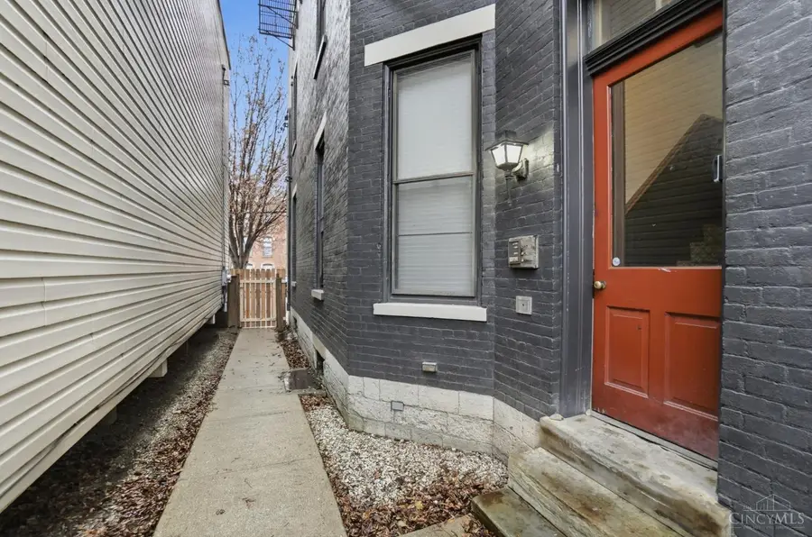 428 Elizabeth Street, Cincinnati, OH 45203 - #3