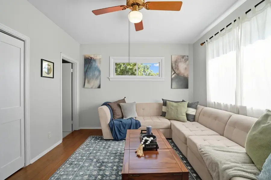 6006 Grand Vista Avenue, Cincinnati, OH 45213 - #3