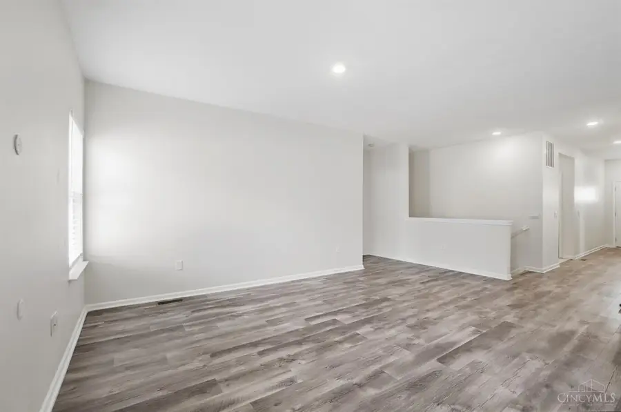 3292 Shadow Ridge Court, Warren, OH 45152 - #2