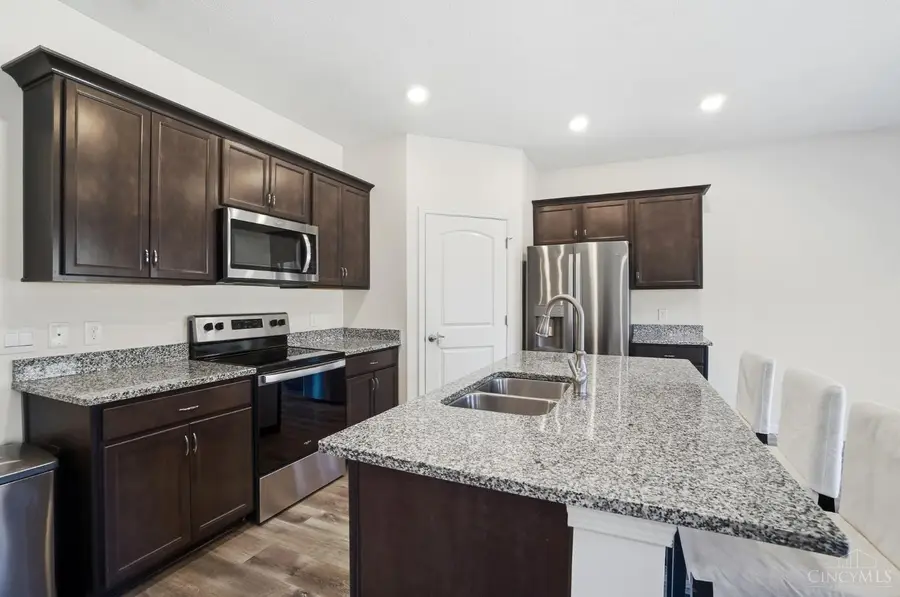 3292 Shadow Ridge Court, Warren, OH 45152 - #3