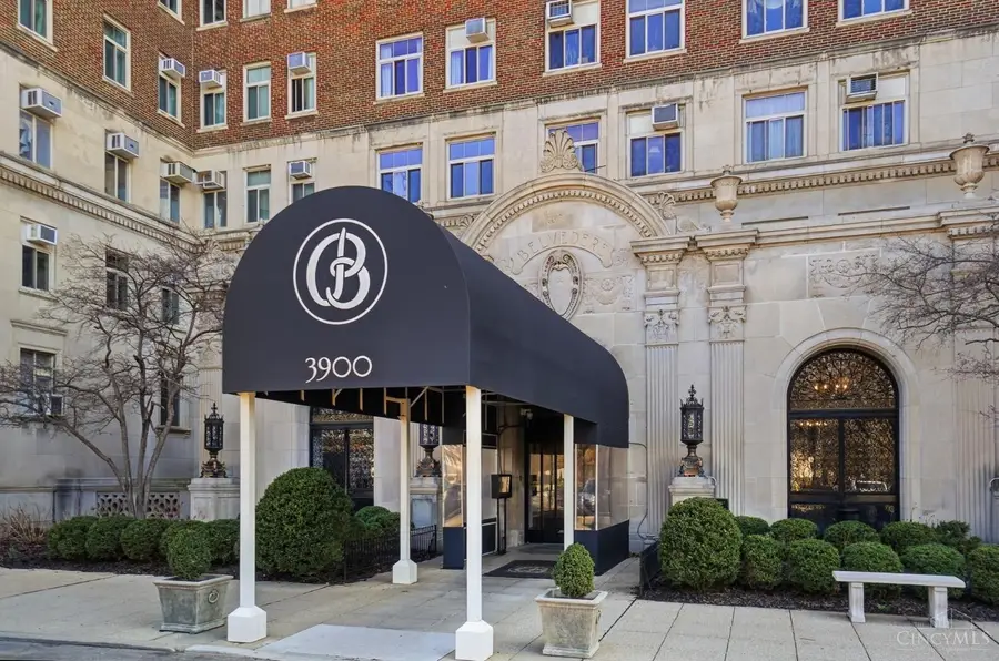 3900 Rose Hill Avenue #201A, Cincinnati, OH 45229 - #2