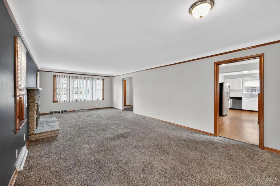 313 Pershing Avenue, Lockland, OH 45215 - #3